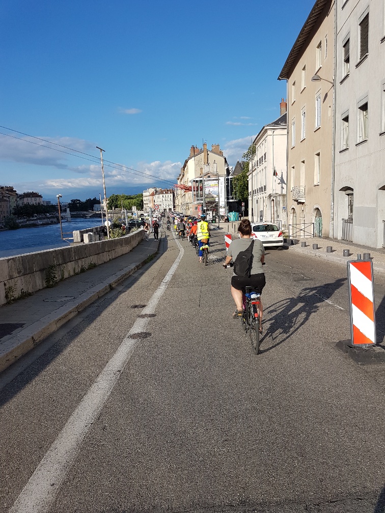 Suppression de la tempovélo des quais Rive Gauche de l’Isère à Grenoble : Une décision brutale et sans fondement